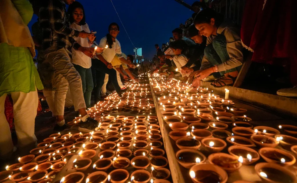 Ayodhya breaks its Diwali record, Watch photos and videos of Diwali Celebration in Ayodhya