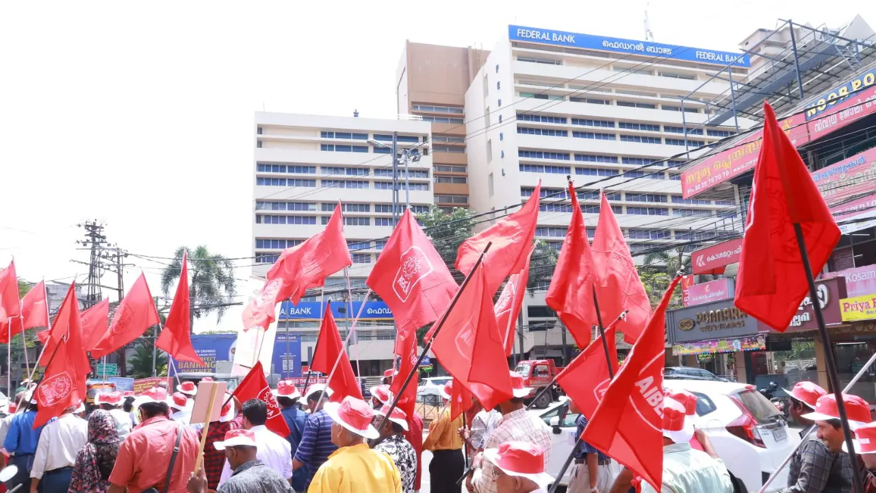 Pics: Federal Bank Employees Big Protest at Head Office, Over 1500 Employees Protested