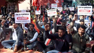 Employees Announce Statewide Protest Against Privatization of Electricity Distribution Companies in Uttar Pradesh