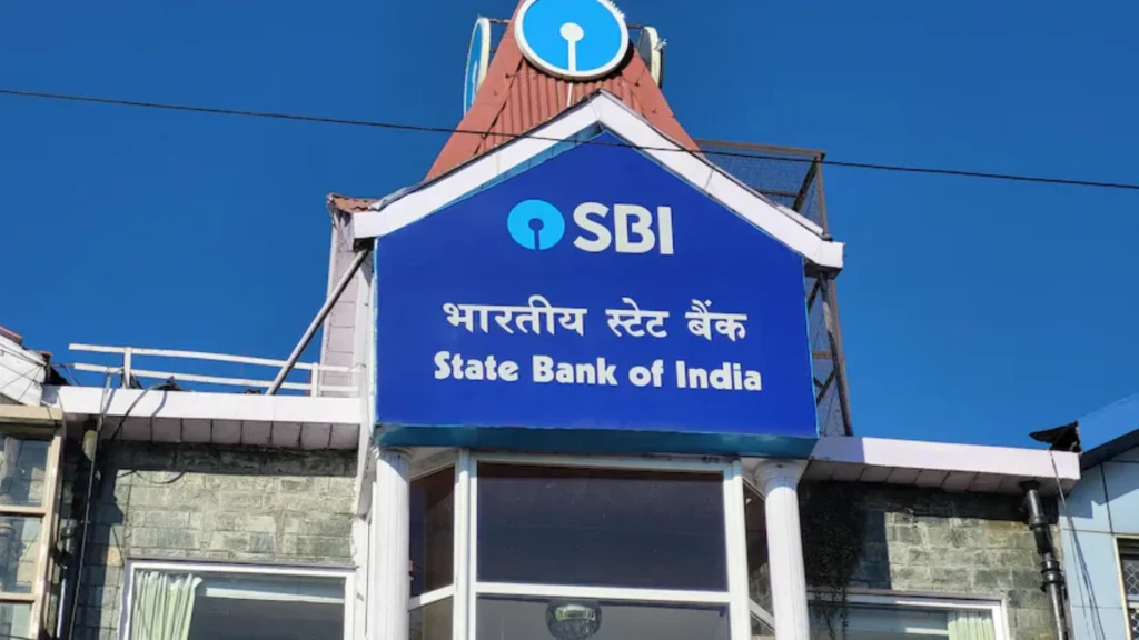 Fraud Case Filed Against SBI Branch Manager, Field Officer and Dealer in Maharajganj