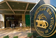 RBI Cuts Repo Rate to 6.25%; Banks to Decide on Lending and Deposit Rates