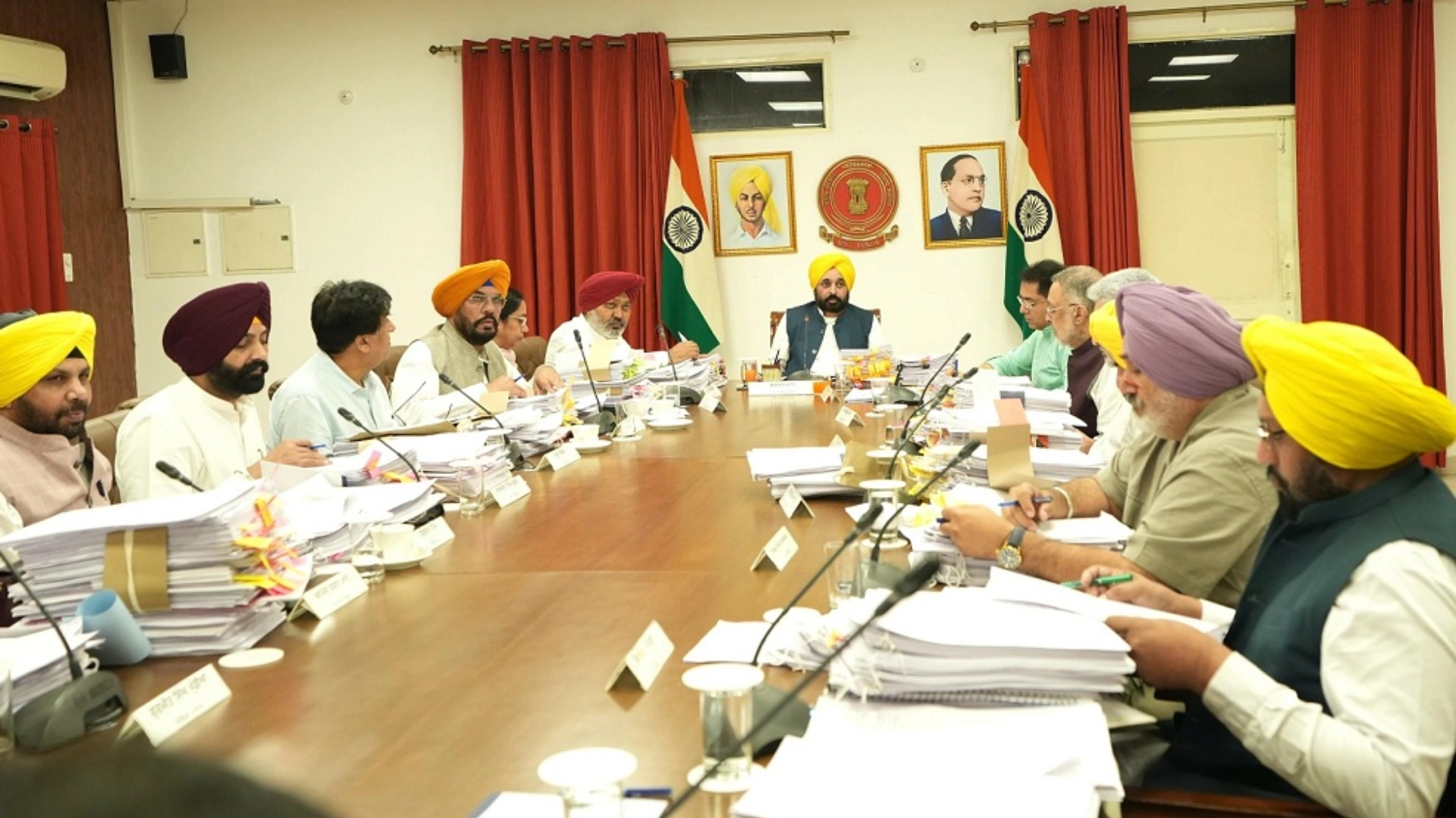 Punjab Cabinet Approves ₹14,000 Crore Arrears for Government Employees and Pensioners