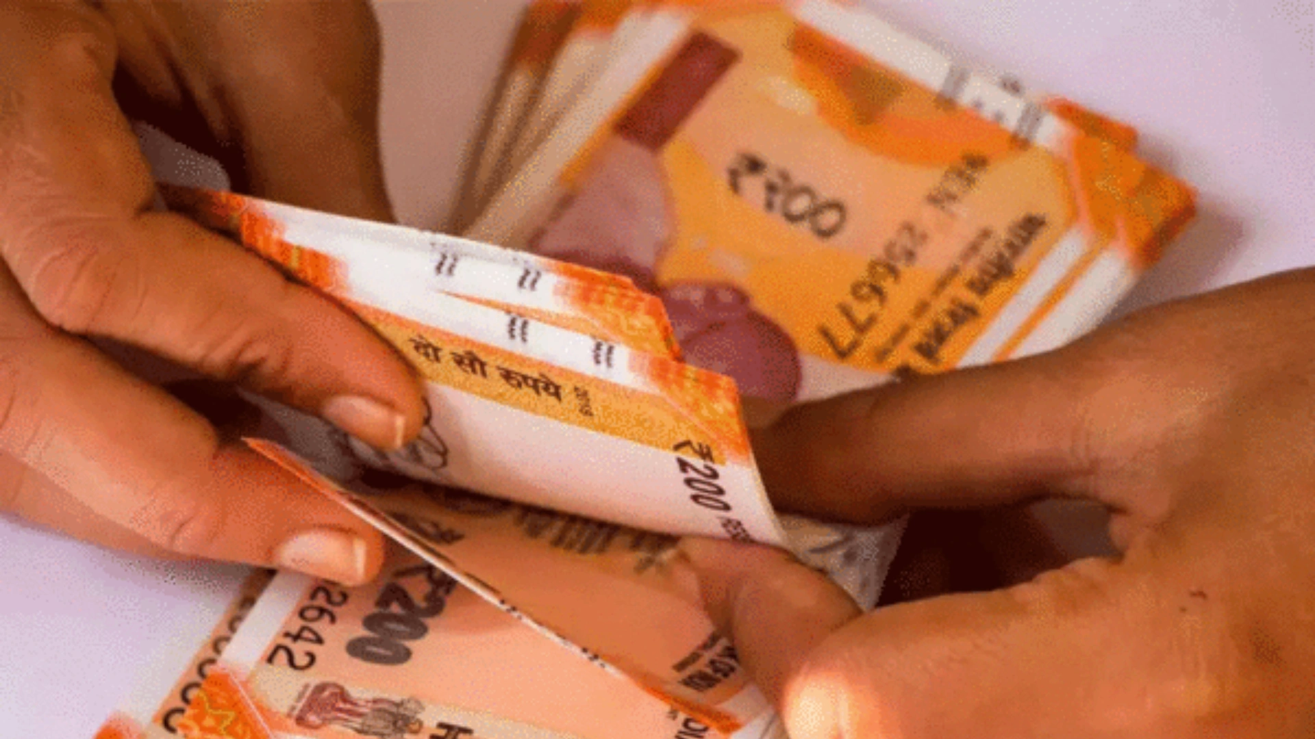 Microfinance Sector Faces Record ₹50,000 Crore Bad Loans Despite RBI’s Policy Changes