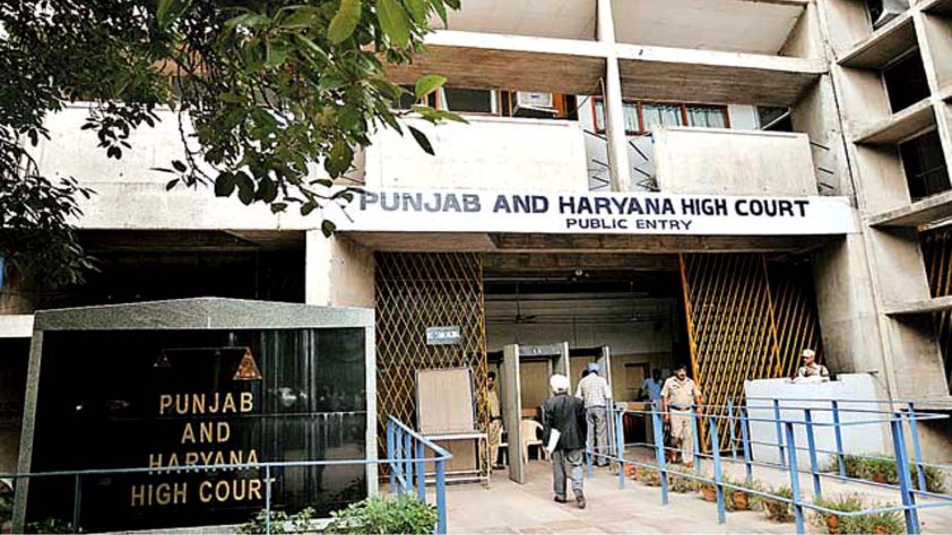 Punjab and Haryana High Court Upholds Haryana Government's Online Transfer Policy