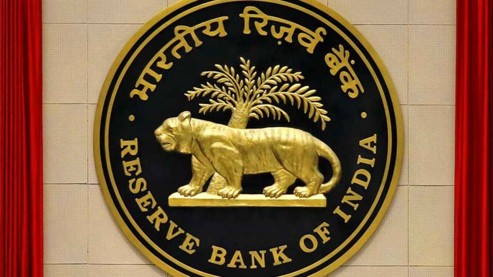 RBI Governor Urges Banks to Stop Repeated KYC Requests and Improve Customer Service
