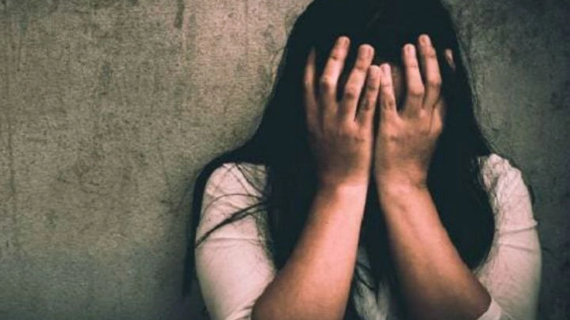 Branch Manager Accused of Attempted Rape by Female Employee in Patna