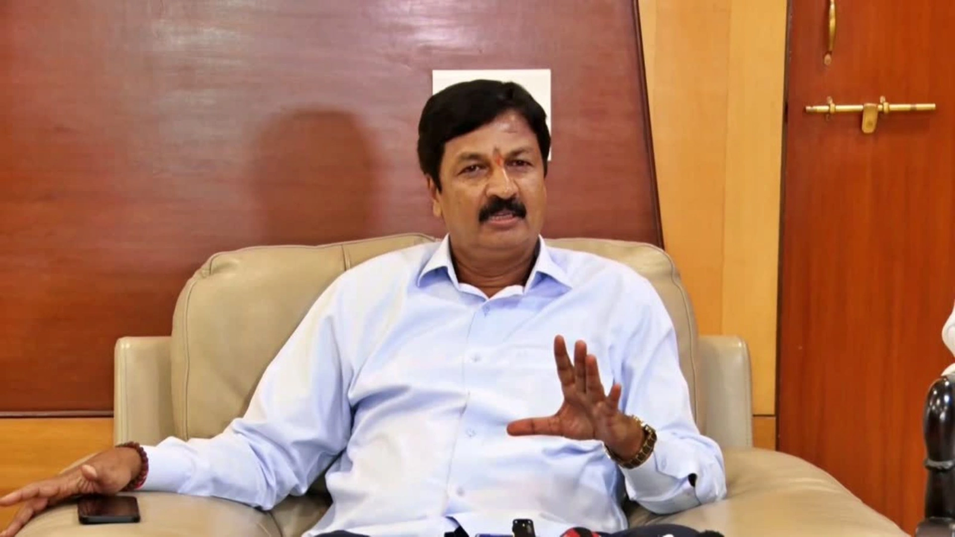Karnataka CID Charges BJP MLA Ramesh Jarkiholi in ₹439 Crore Bank Fraud Case
