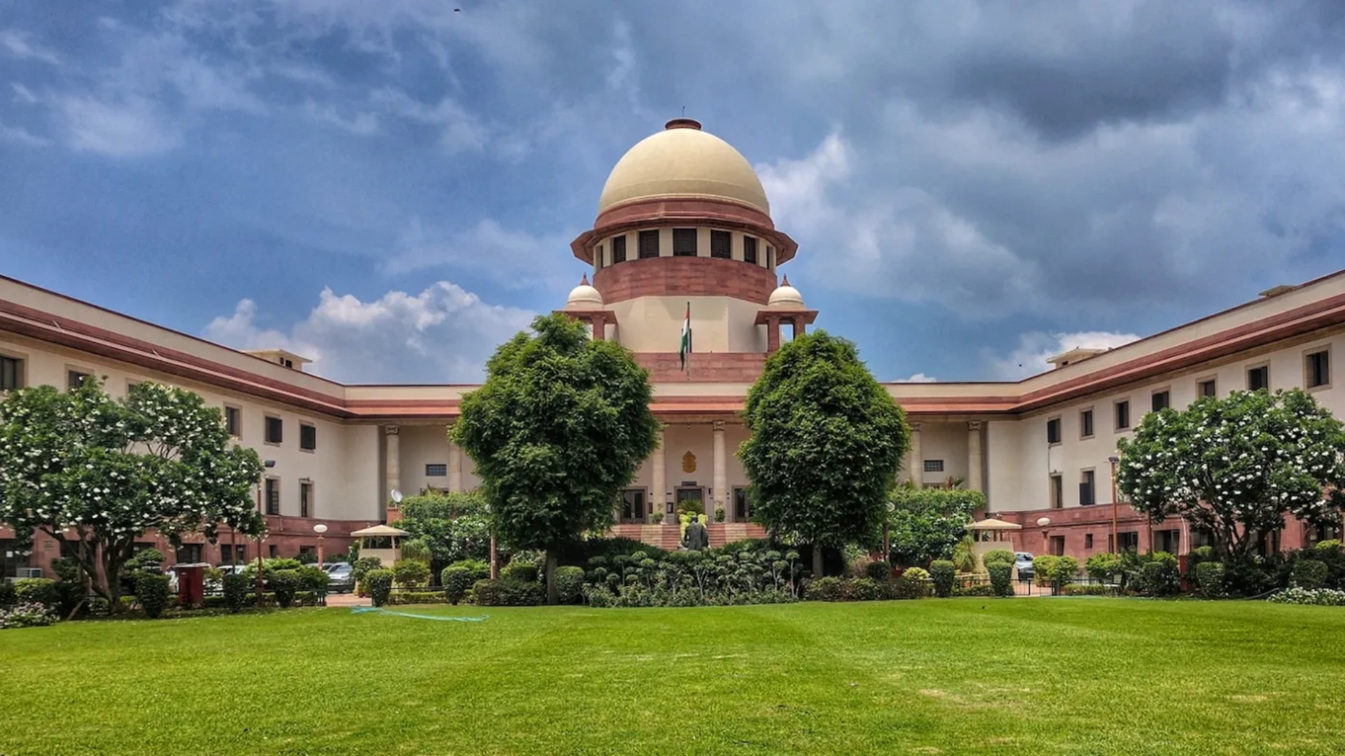 Supreme Court Rules Disciplinary Action Invalid After Employee Acquitted in Criminal Case with Similar Evidence