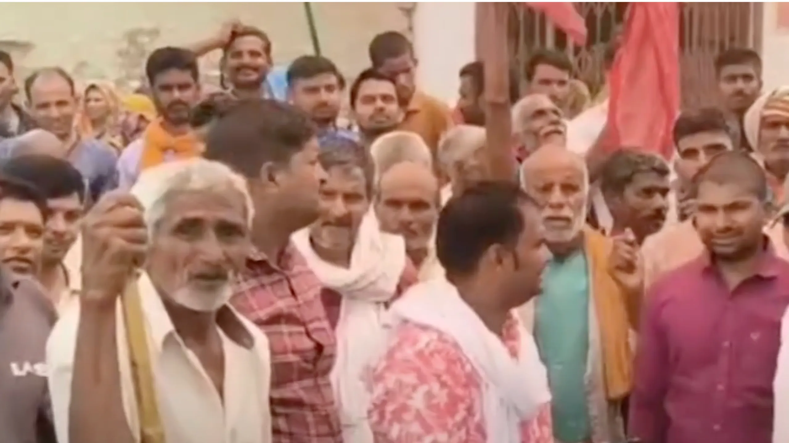 Kanpur Dehat: Villagers protest against Transfer of Bank of Baroda Branch to another place