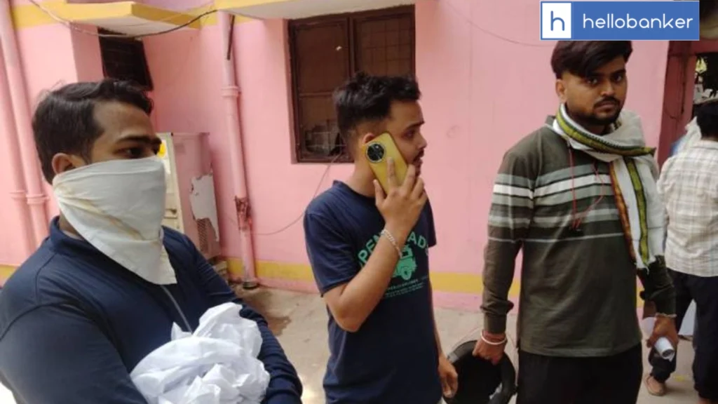 Bank Cashier Dinesh Bahadur Singh Dies After Train Accident in Kanpur
