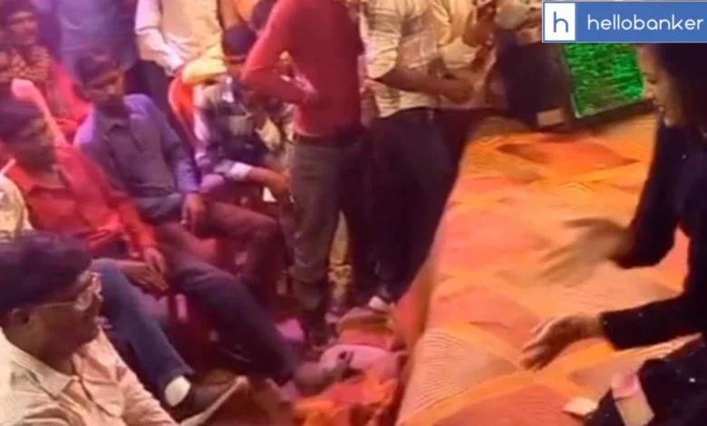 SBI Officer Caught on Video Throwing Money on Dancers at Village Fair in Uttar Pradesh