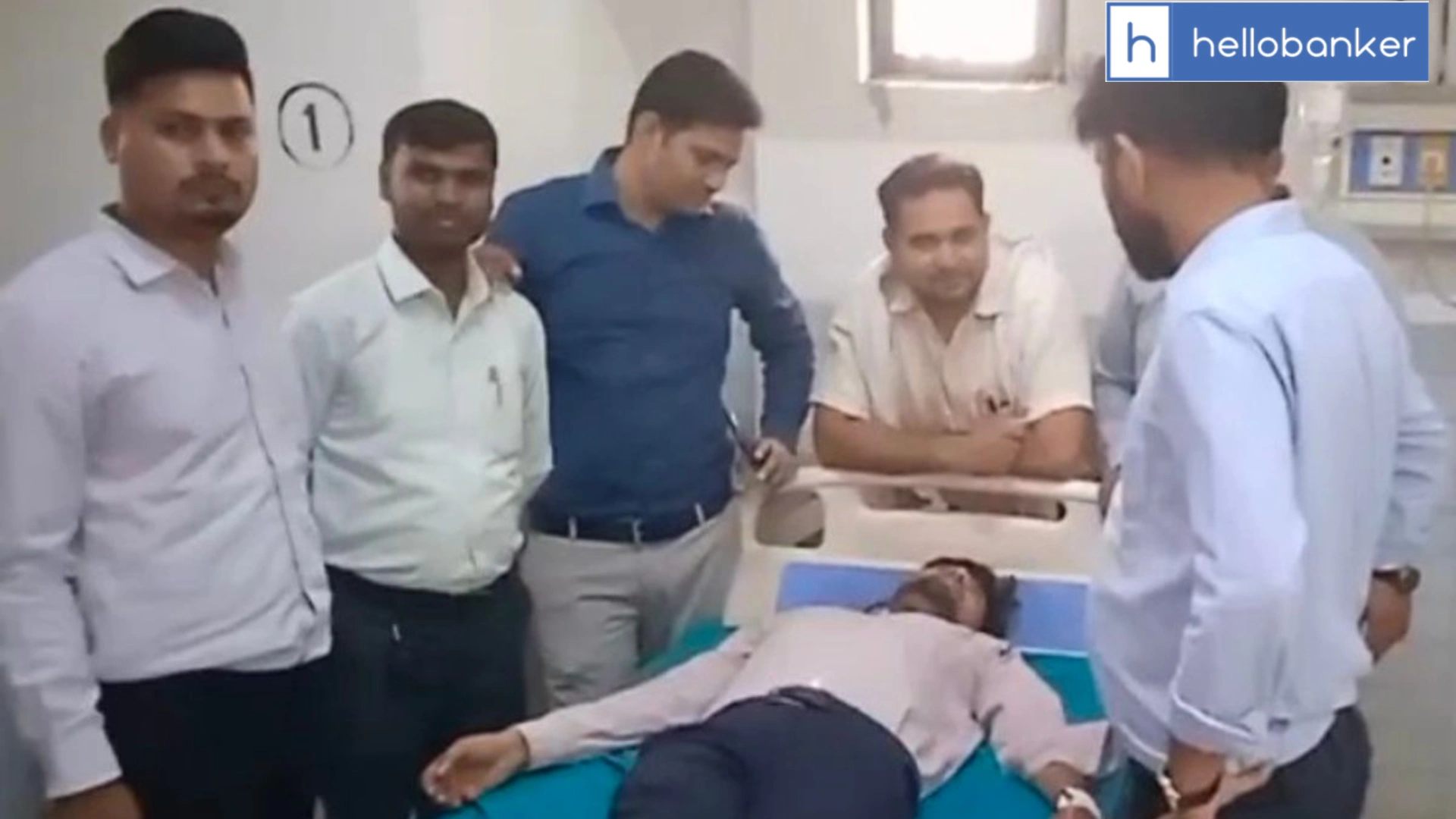 Bank Cashier Electrocuted While Using Cash Counting Machine at Bandhan Bank in Mau