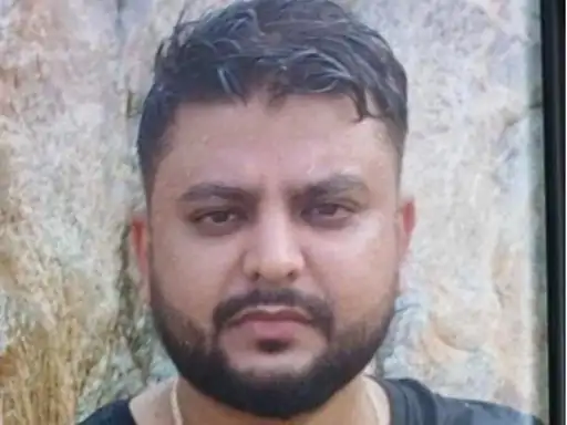 Mithilesh Kumar Thakur - Axis Bank Officer who committed suicide in Jharkhand