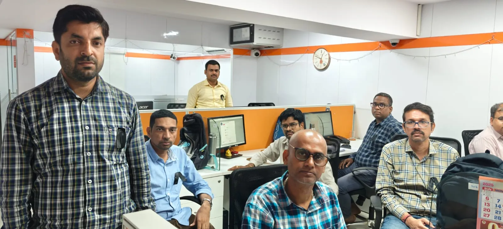 Bank of Baroda Officers protest by wearing Black Badges against No Action in Pune Suicide Case