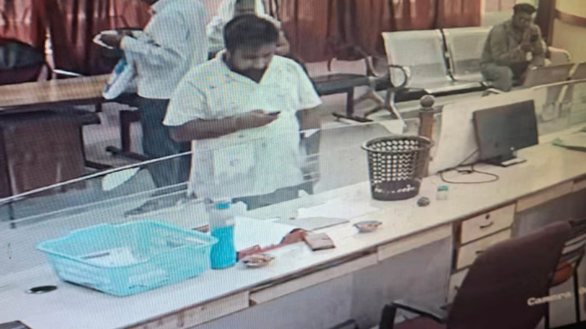 Cheque Fraud Case in PNB Halsi Road Branch: ₹1 Lakh Meant for Son's Account Stolen and Cashed in Jammu