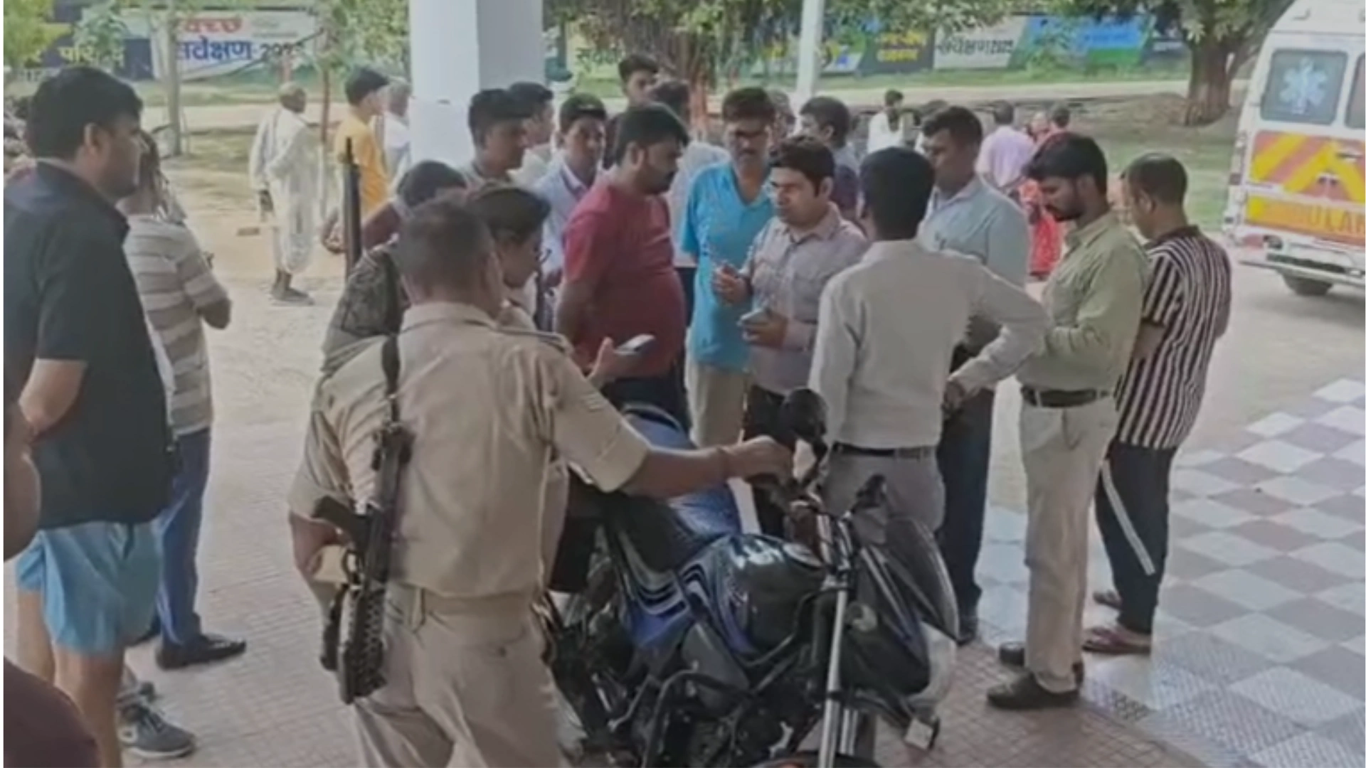 Axis Bank Clerk Dies After Falling into Open Drain in Daudnagar, Aurangabad: Locals Blame Civic Negligence