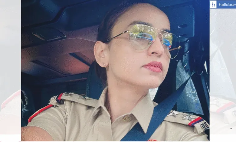 Delhi Police Female Sub-Inspector Neetu Bisht Caught Taking Rs.20 Lakh Bribe
