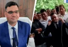 IAS Officer Rinku Singh Does Sit-ups