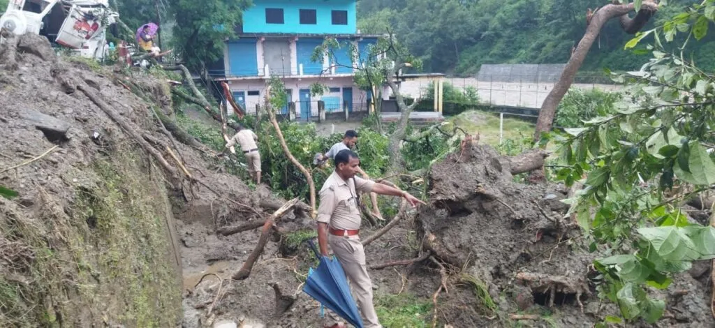 Damage in Tharali Uttarakhand