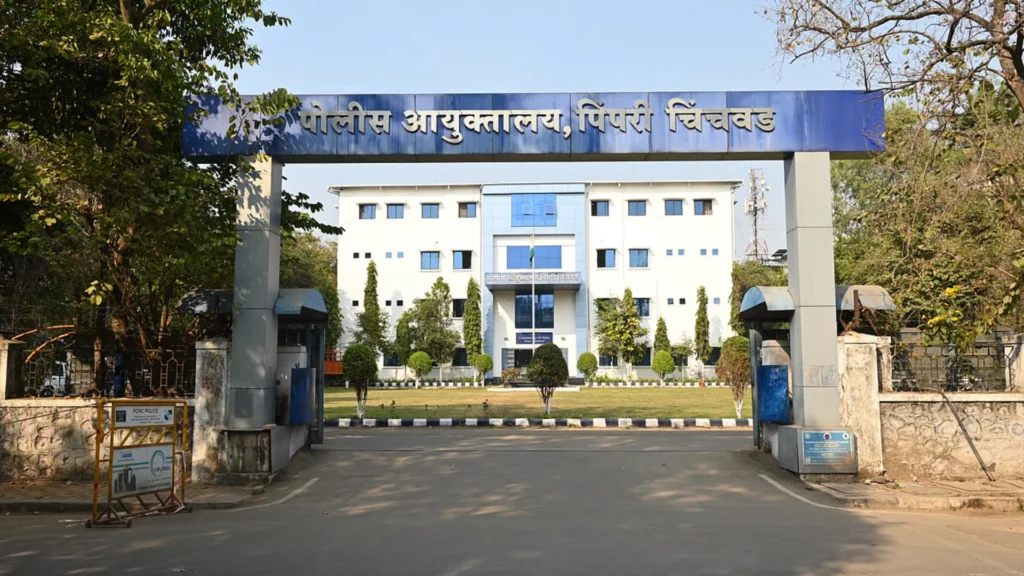 25-Year-Old SBI Assistant Manager Found Dead by Suicide at Seawoods Flat in Navi Mumbai