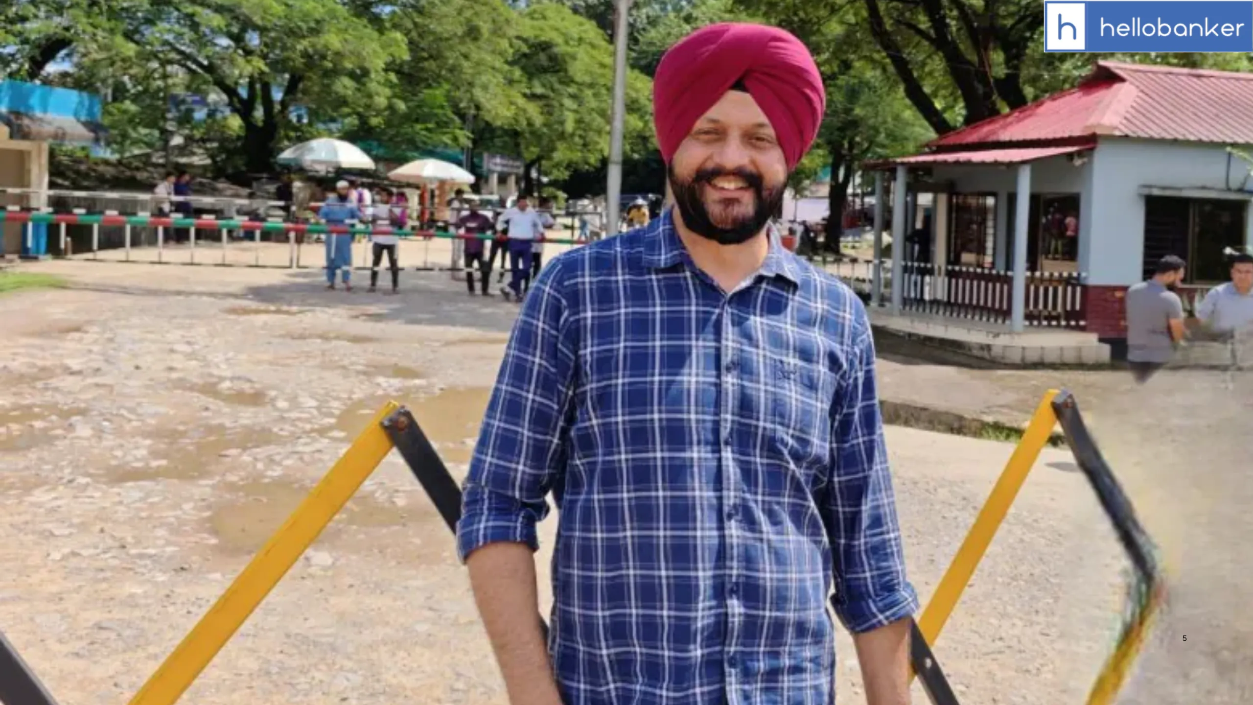 Finance Ministry Deputy Secretary Dies in Road Accident in Delhi