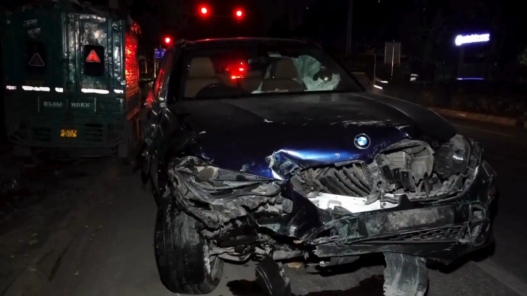 BMW hit bike of Finance Ministry Deputy Secretary in Delhi