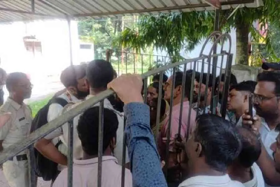 Customers protest outside Punjab National Bank’s Farakka Barrage branch in Murshidabad West Bengal