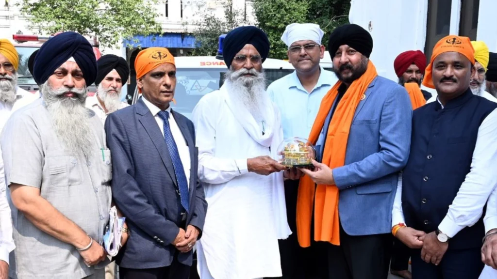Canara Bank Donates Ambulance to SGPC for Sangat at Sri Harmandir Sahib