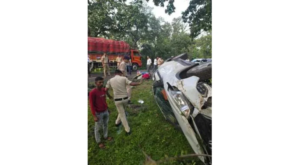 SBI Officer and Family Injured in Car Accident on Damoh-Jabalpur Road