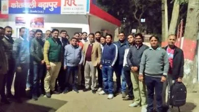 Bank Staff Attacked in Bijnor: Bank Staff reached Police Station to file FIR