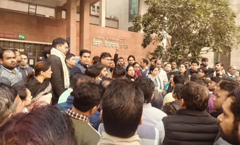 Differently-Abled Court Staffer Dies by Suicide at Saket Court, Work Pressure Alleged