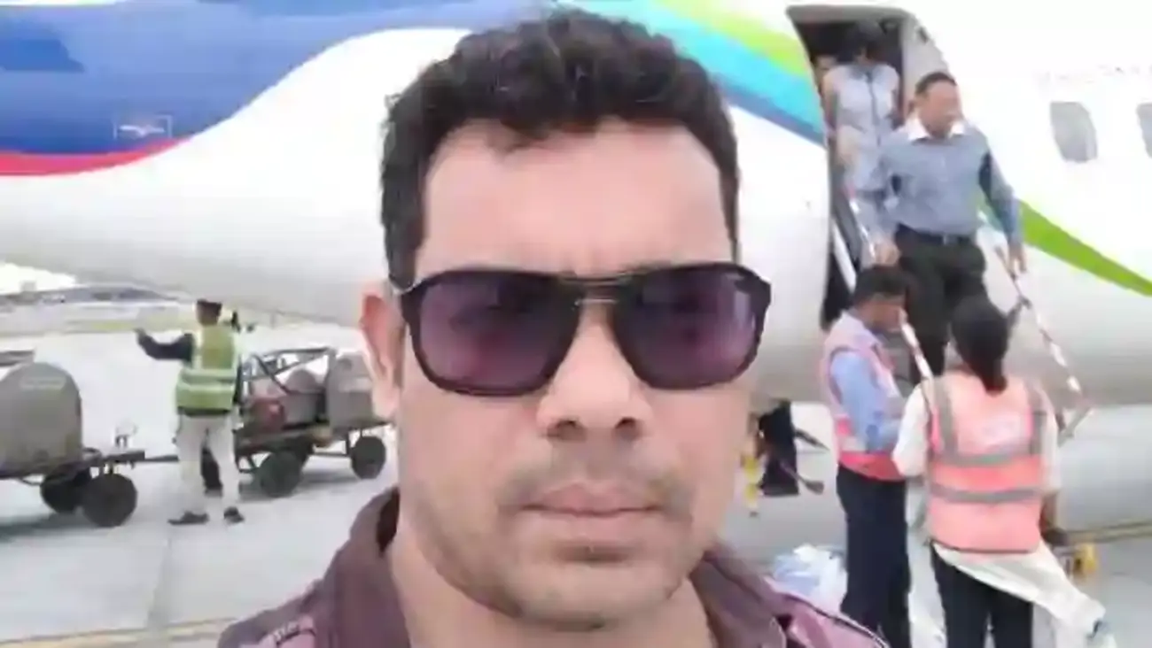 Bank Employee in Indore shoots himself, Read Whole Story