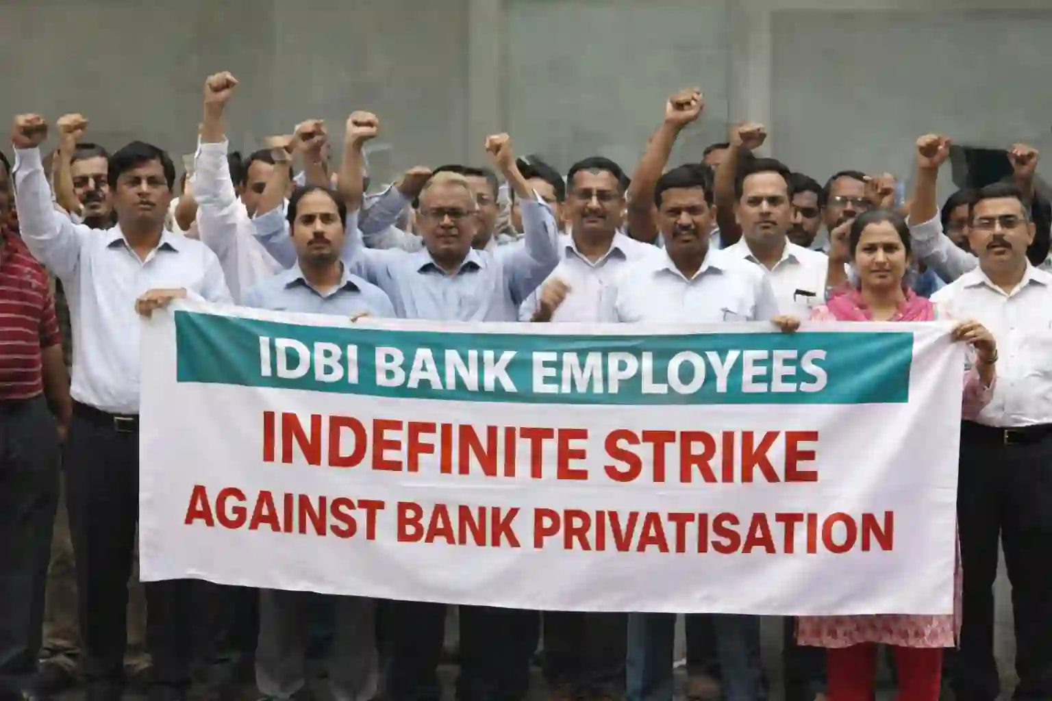 IDBI Bank Employees announce Indefinite Strike against Bank Privatisation
