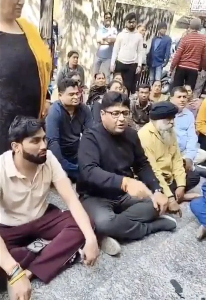 Customers protest outside PNB branch in Delhi