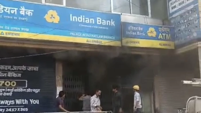 Fire Breaks Out at Indian Bank Branch in Ratlam