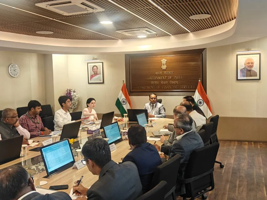 Government Holds Meeting with NBFCs to Discuss Sector Issues and Strengthen Financial Inclusion