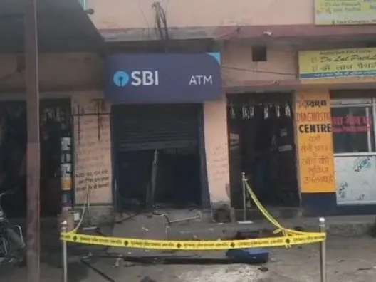 Thieves Uprooted and Stole SBI Bank ATM in Muzaffarpur