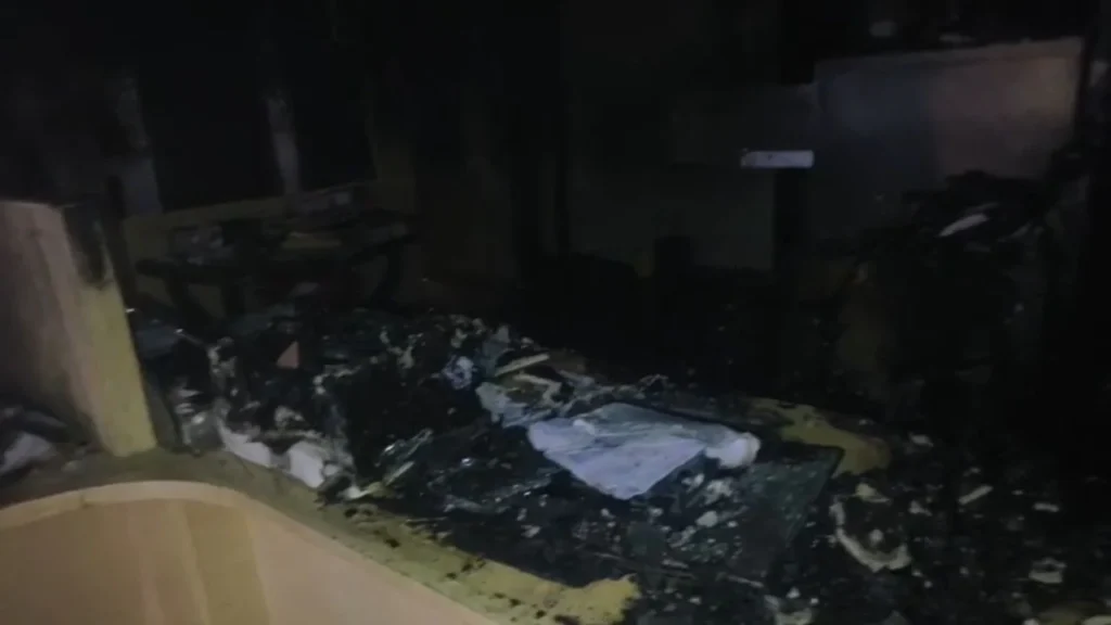 Fire Breaks Out at Indian Bank Branch in Ratlam; Electronics, Furniture and Documents Damaged