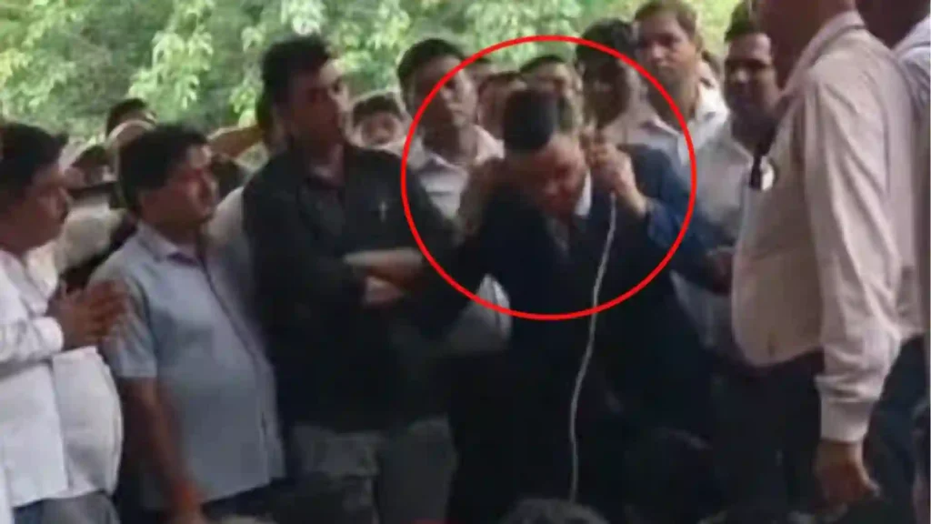 IAS Officer Rinku Singh Rahi Resigns, Alleges Lack of Public Service Opportunity and System Outside Constitution