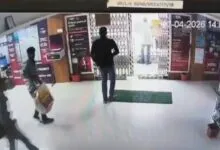 Big Robbery in SBI Gujarat