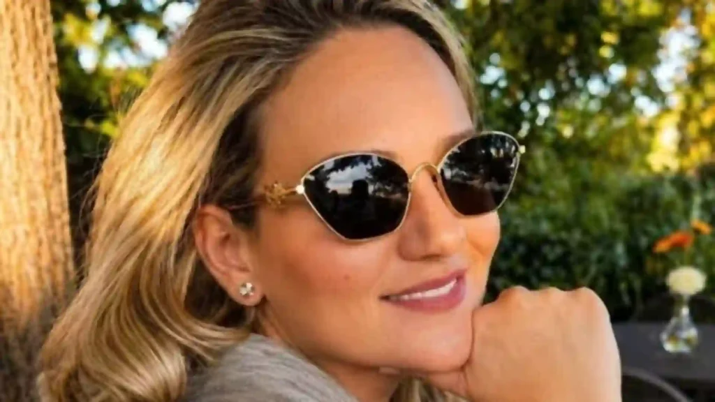 Lorna Hajdini