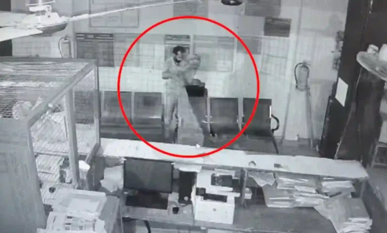 Attempted Burglary at Punjab National Bank Branch in Badaun, Thieves Fail to Steal Cash