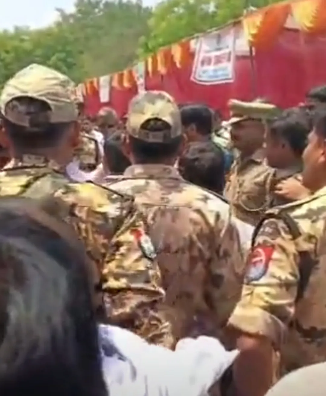 Bankers assaulted by Lawyers in Agra at Lok Adalat