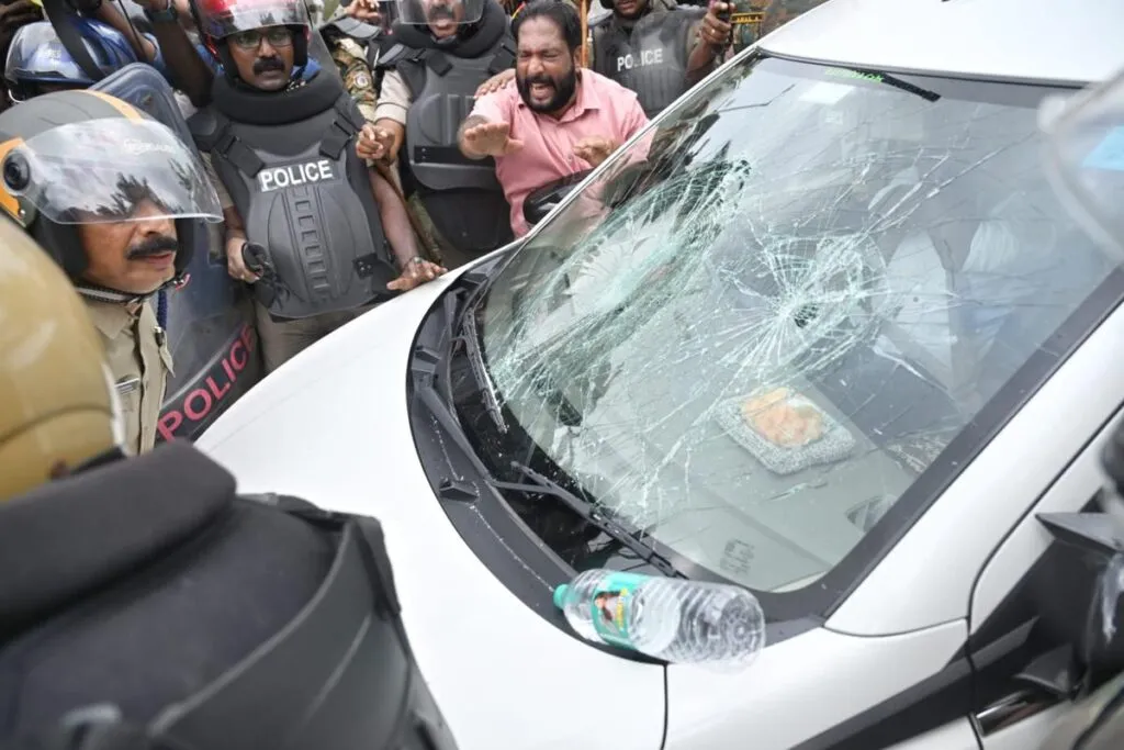 Vehicle of ED vandalised in Kerala