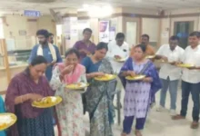 SBI Customers Protest Inside Branch, Demand Return of Pledged Gold Ornaments