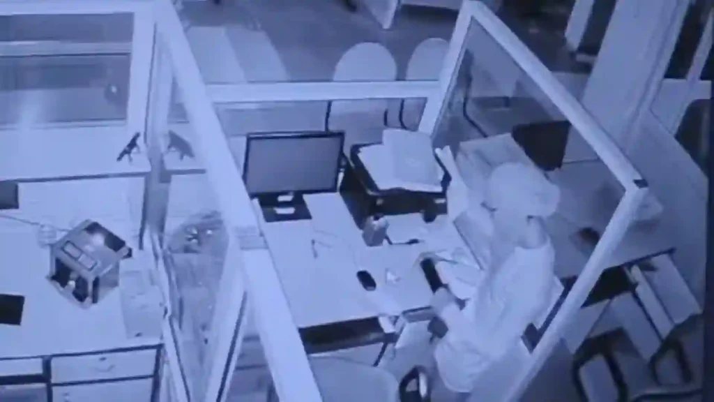 Thief Breaks Into PNB Branch in Hoshiarpur, Fails to Reach Cash Locker and Escapes With Tablet