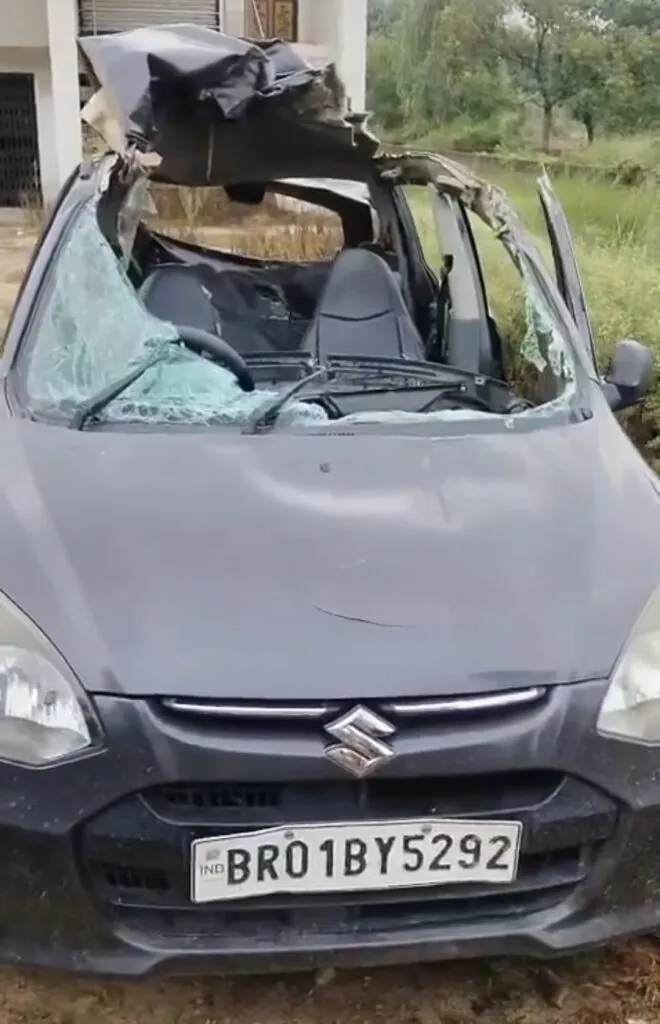 Damaged Car of Bank Employee who died in an accident in Gorakhpur