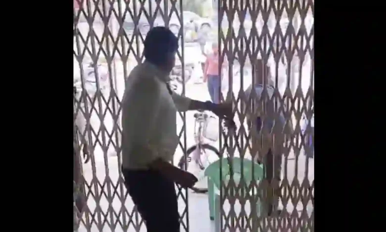 Bank Manager locks gate and forces staff to stay in branch till late night