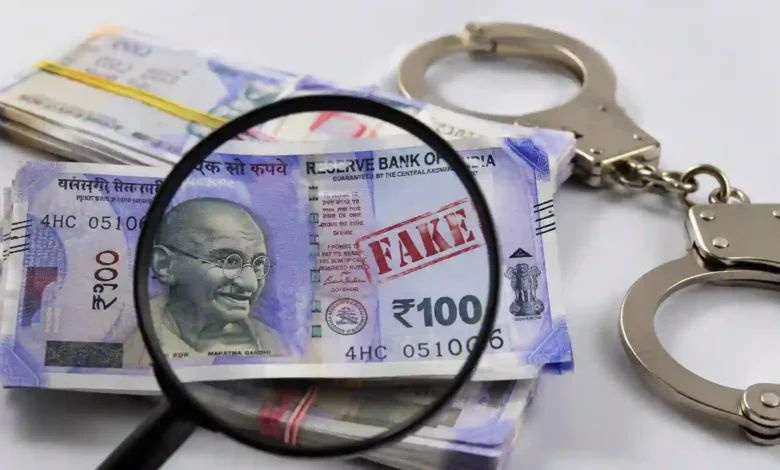 Counterfeit ₹100 Notes Sent from SBI Currency Chest to RBI Kanpur, Police Launch Investigation