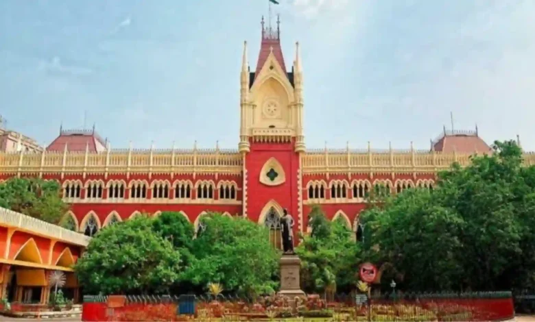 Calcutta High Court Quashes Bank Officer’s Premature Retirement, Says Bank Cannot Bypass Disciplinary Proceedings
